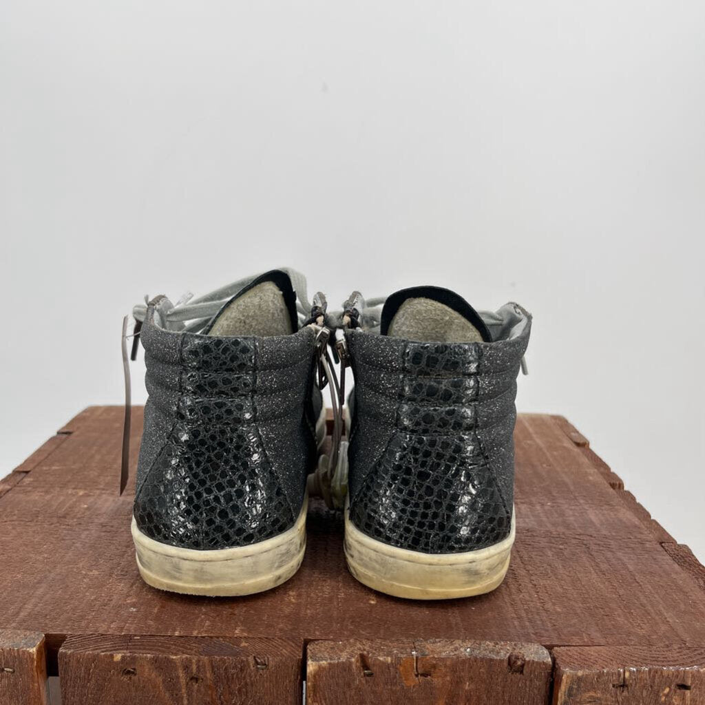P448 Sneakers