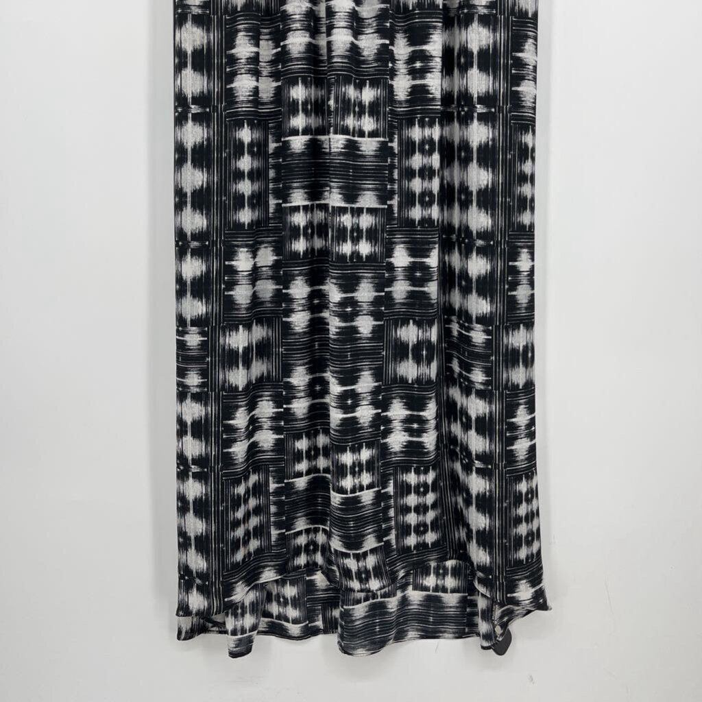 BCBG slvls Dress