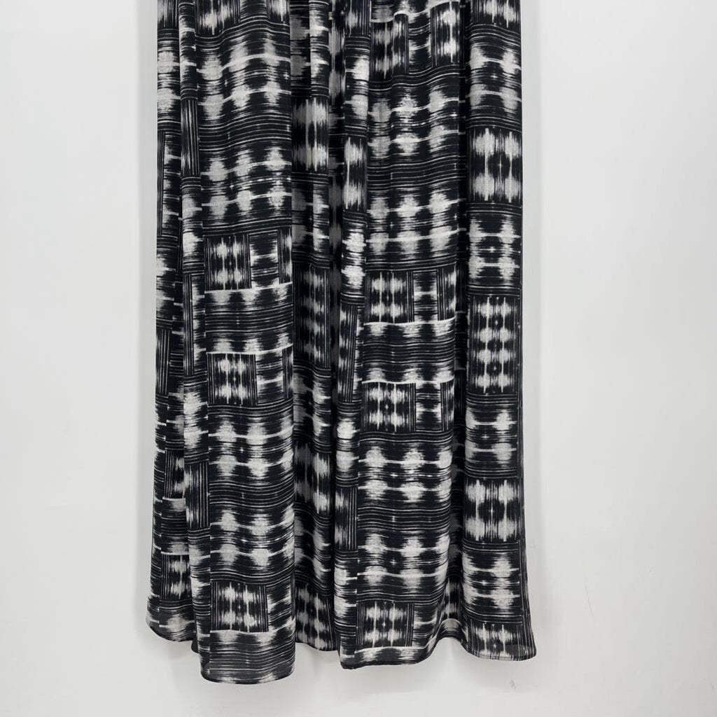 BCBG slvls Dress