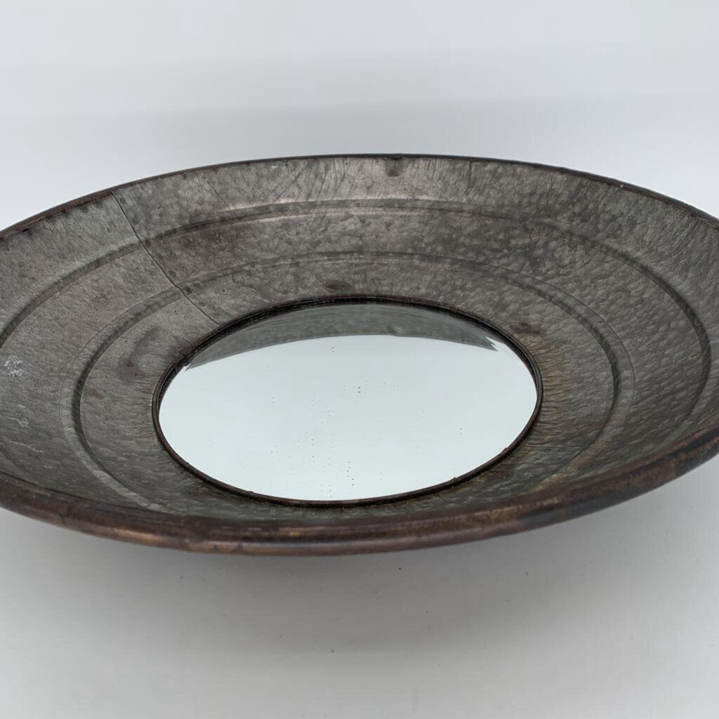 Round Metal Concave Mirror