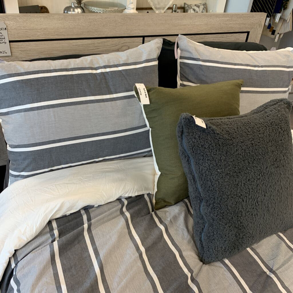 Full Bed Set