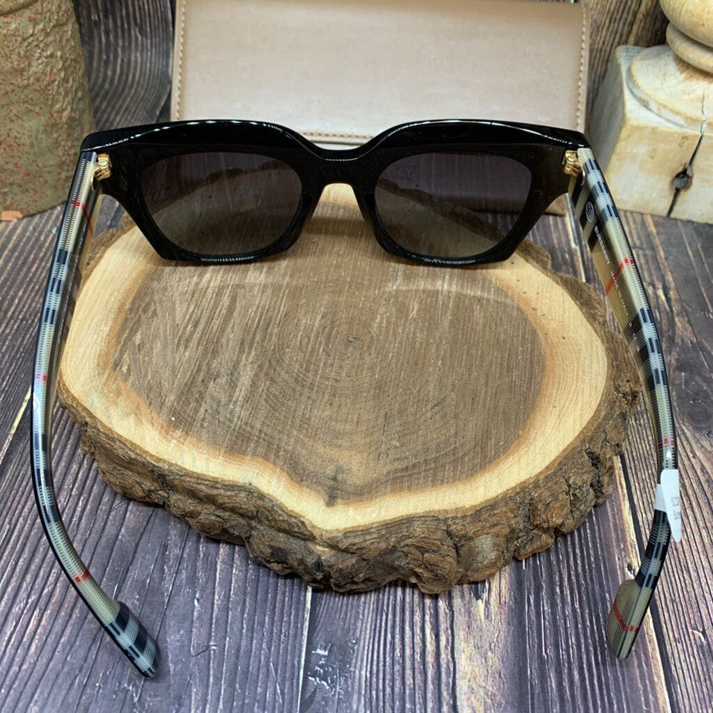Burberry B4364 Sunglasses