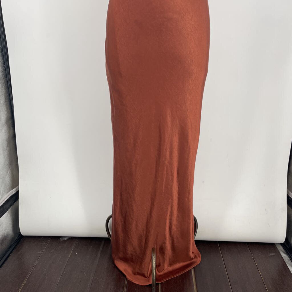 Lulu's Slvls Gown