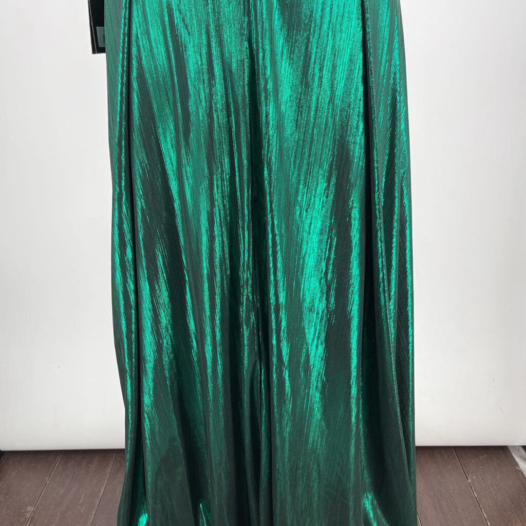 Ieenna Slvls Gown
