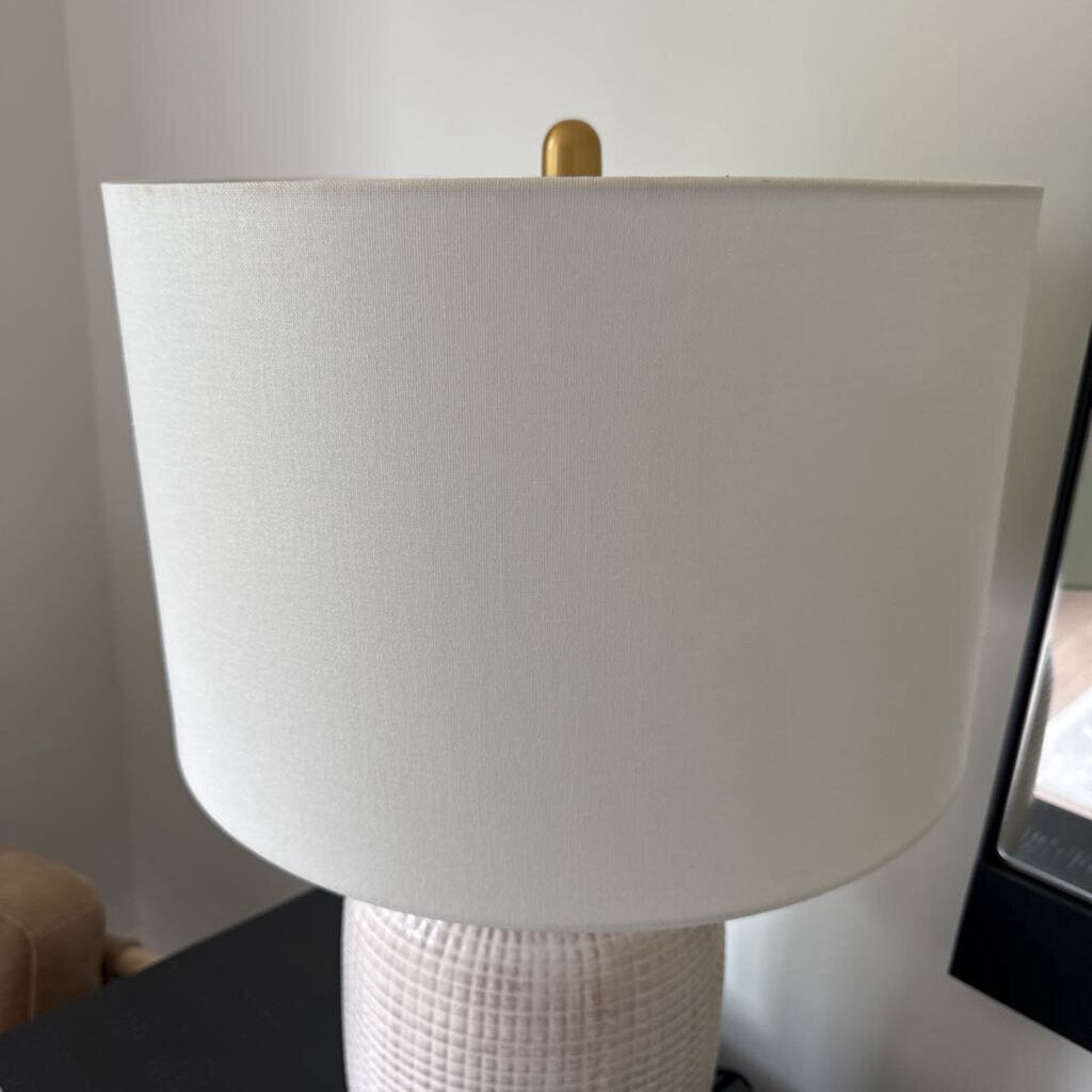 Dimpled Square Pattern Lamp