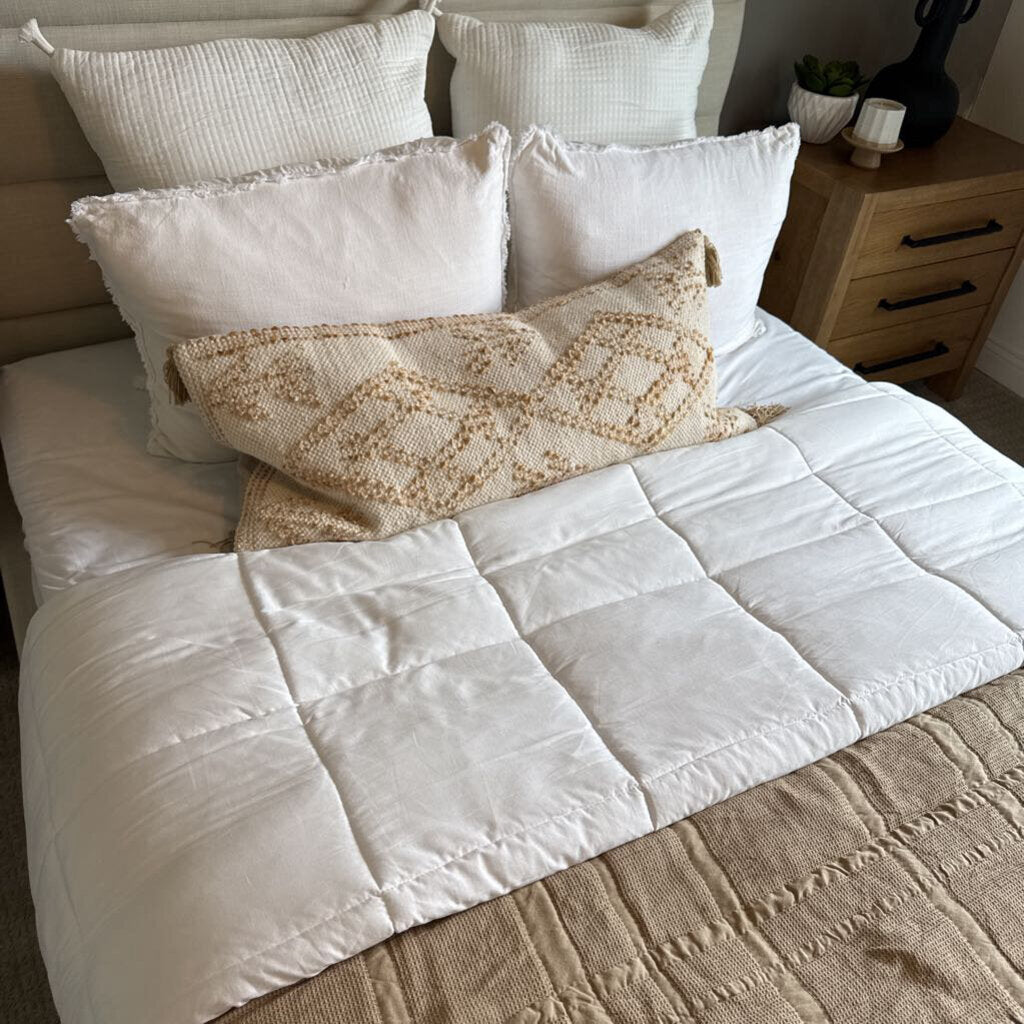 Tufted Upholstered Bed with Mattress and Bedding