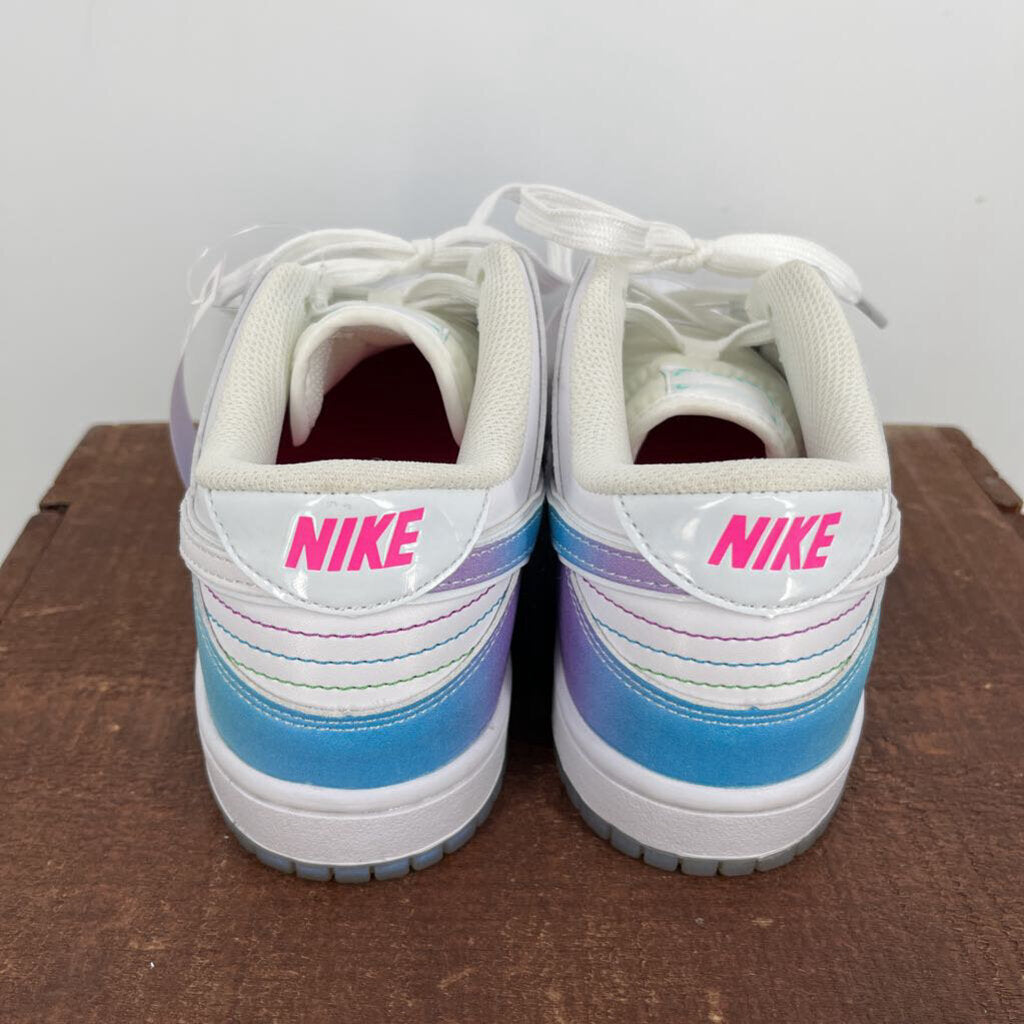 Nike Low Dunk Sneakers