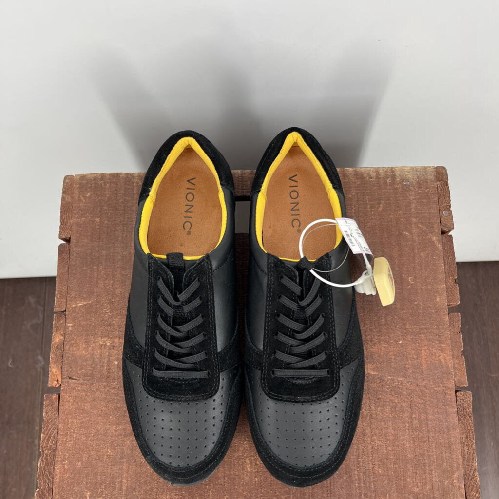 Vionic Sneakers