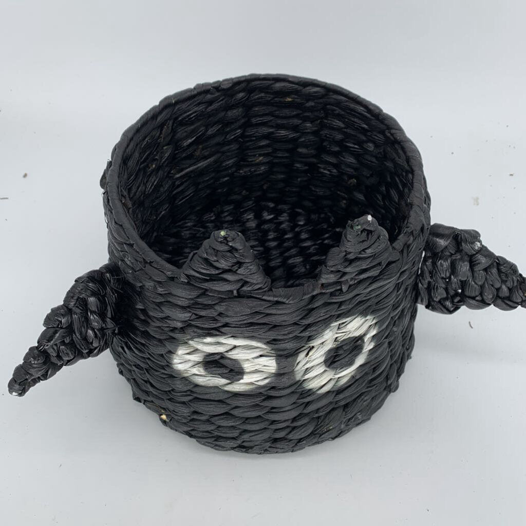 Woven Bat Basket