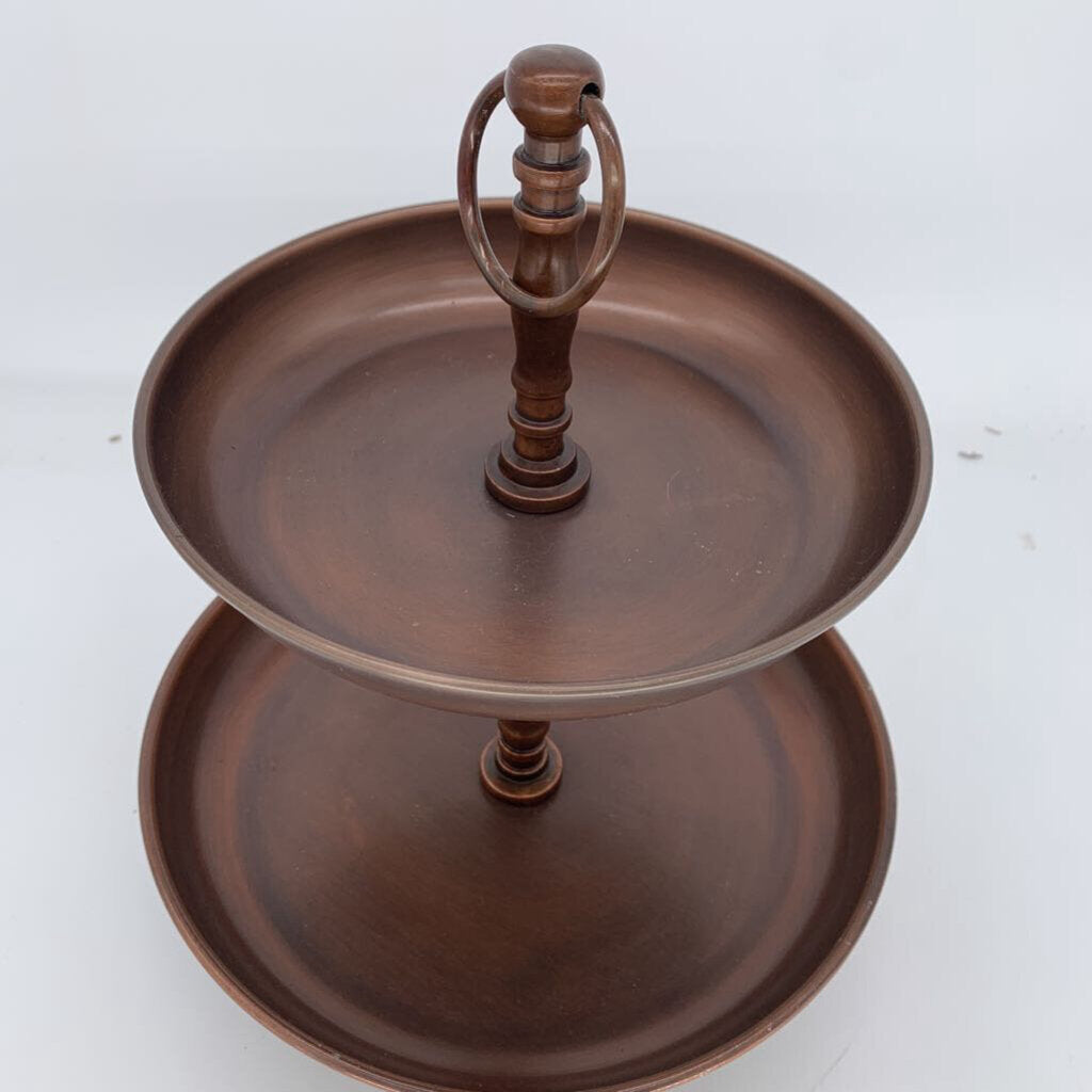 Metal Tiered Server