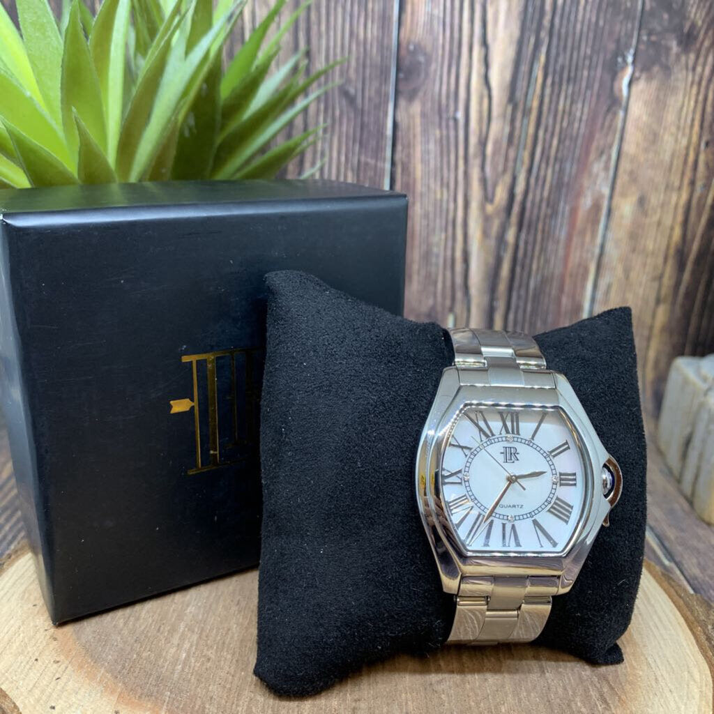 Lisa Robertson Watch