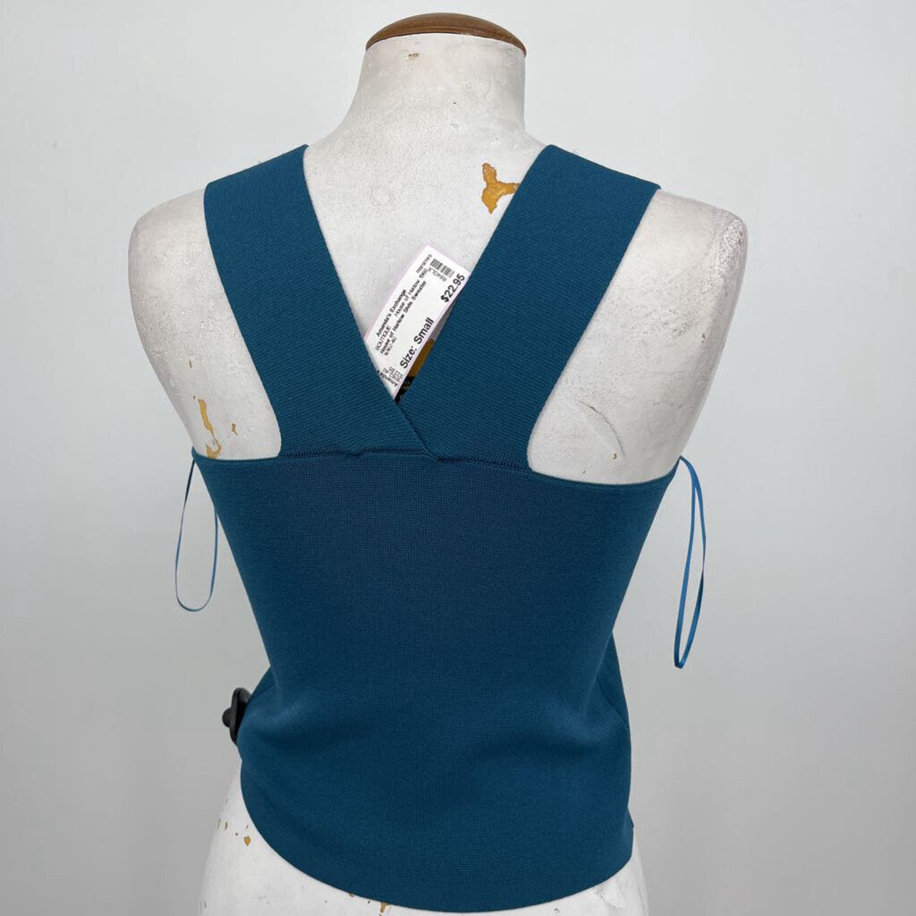 House of Harlow Slvls Sweater