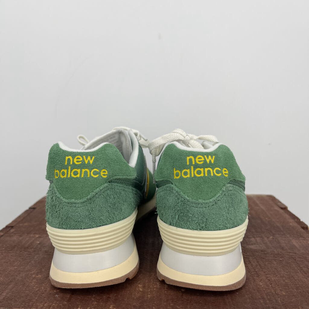 New Balance Sneakers
