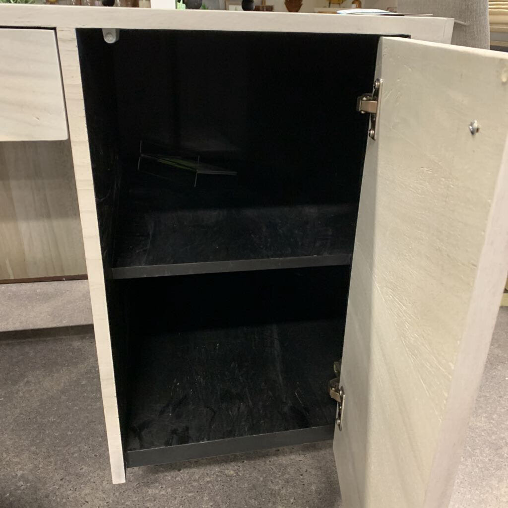 Oblong Desk with Drawer