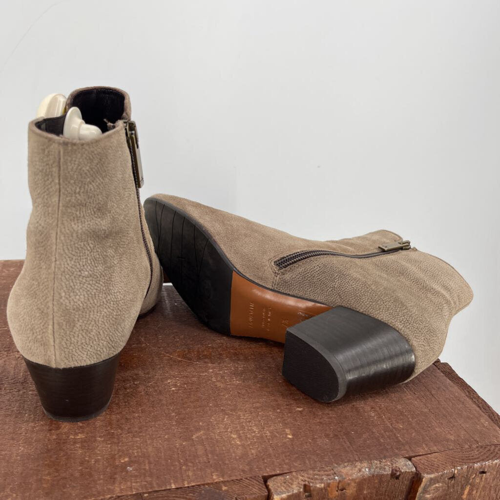 Aquatilia Suede Booties