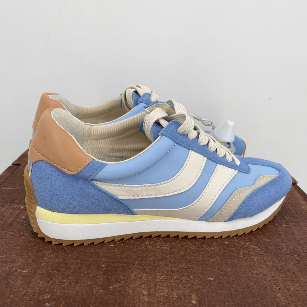 Dolce Vita Sneakers