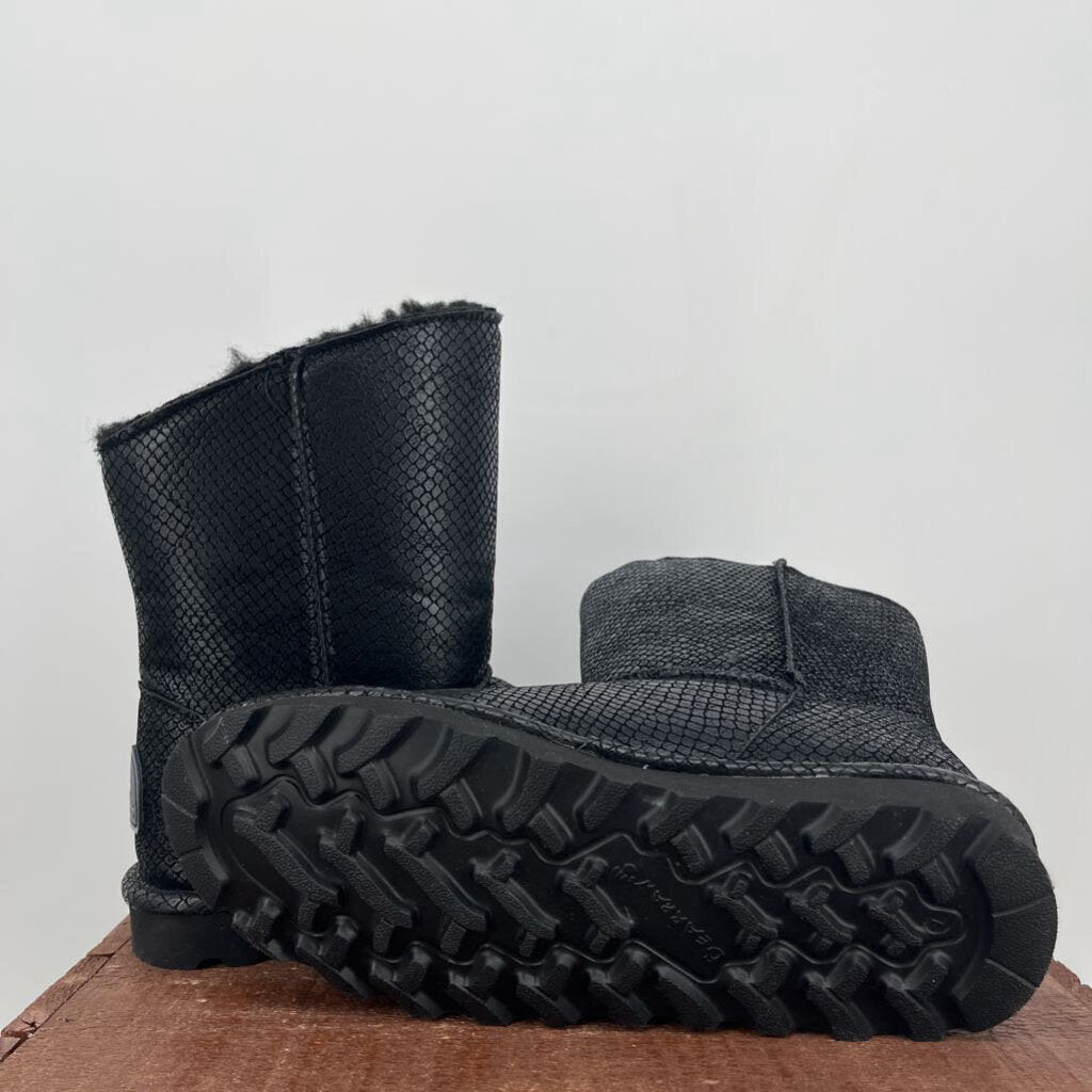 Bearpaw Boot