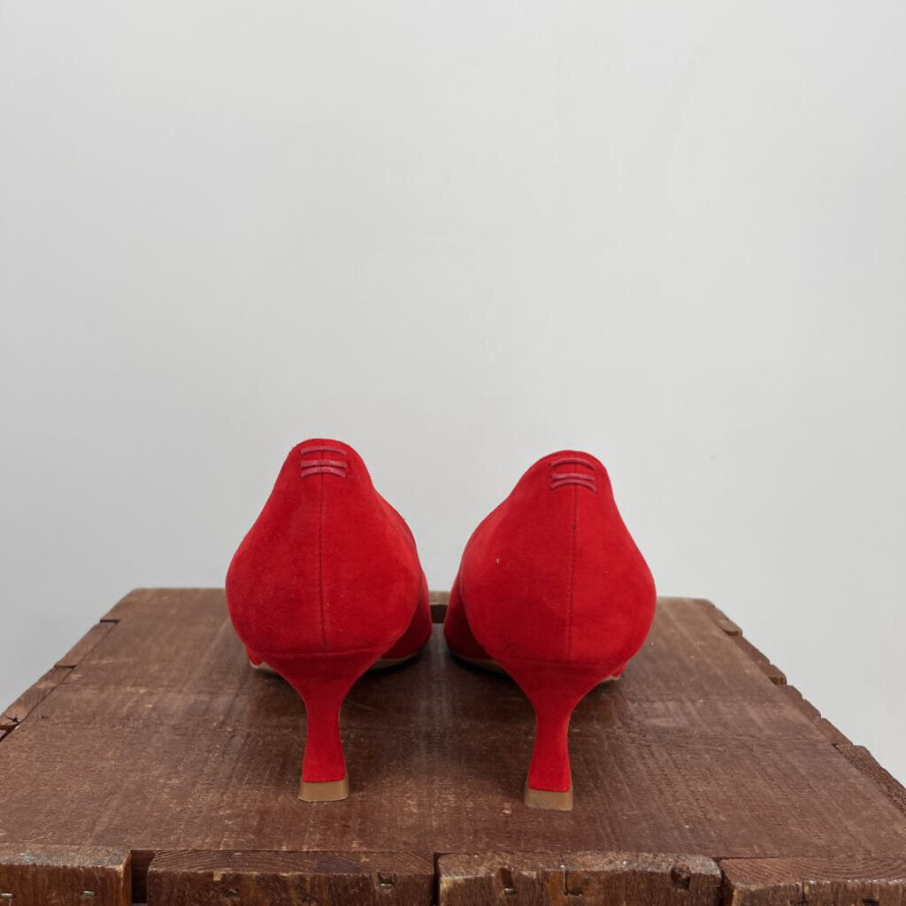 Sarah Flint Pumps