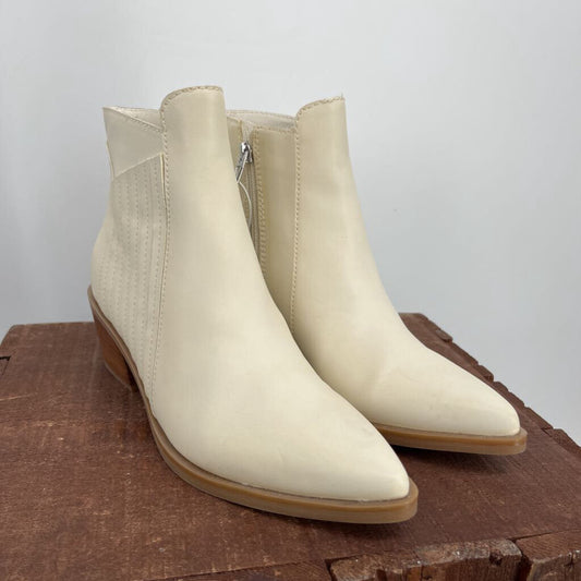 Dolce Vita Booties