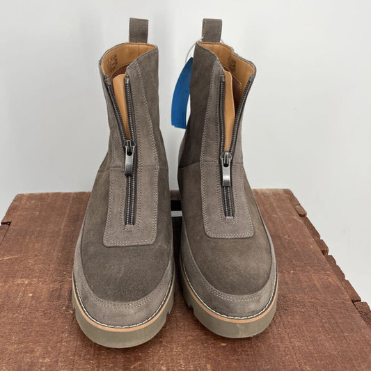 Vionic Boots