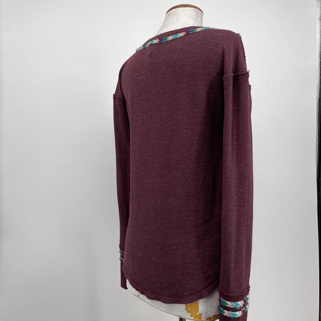 We the Free L/s Pullover