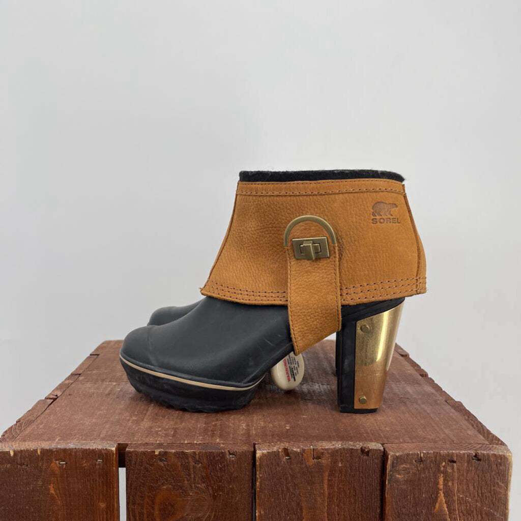 Sorel Heeled Rainboot