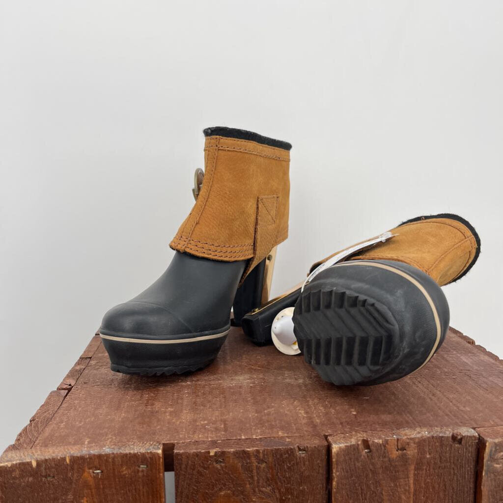 Sorel Heeled Rainboot