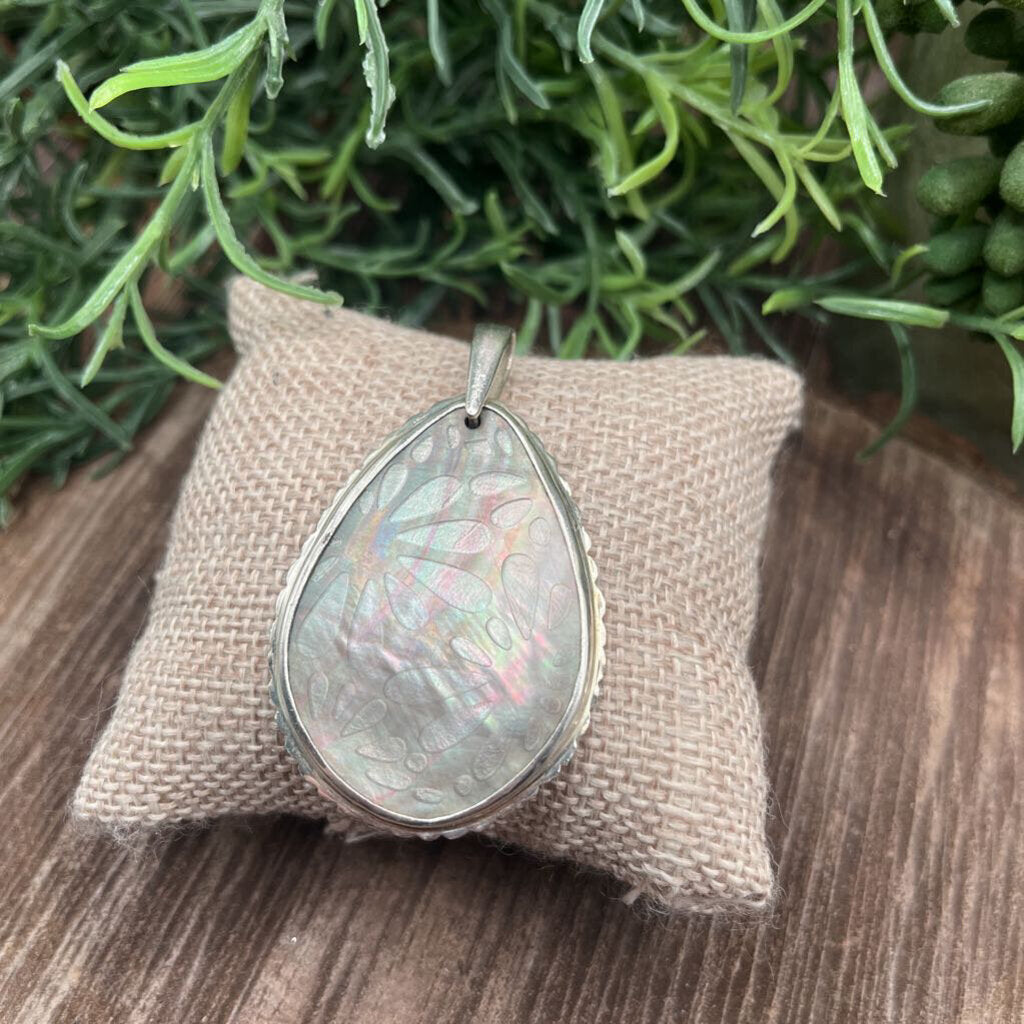 Silpada Sterling Shell Pendant