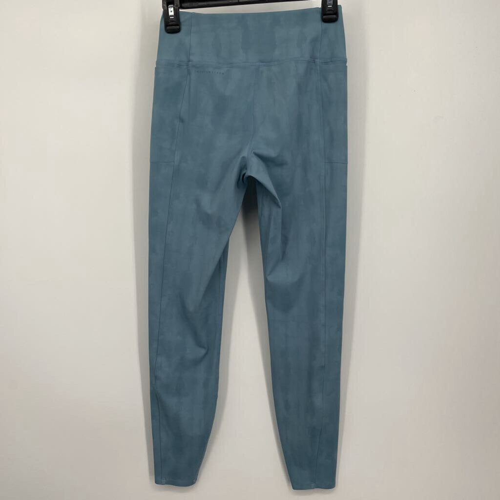Travis Mathew 2pc Pant Set