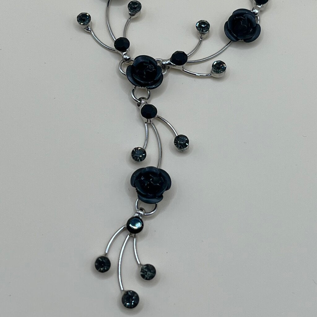 Rose Y Chain Necklace