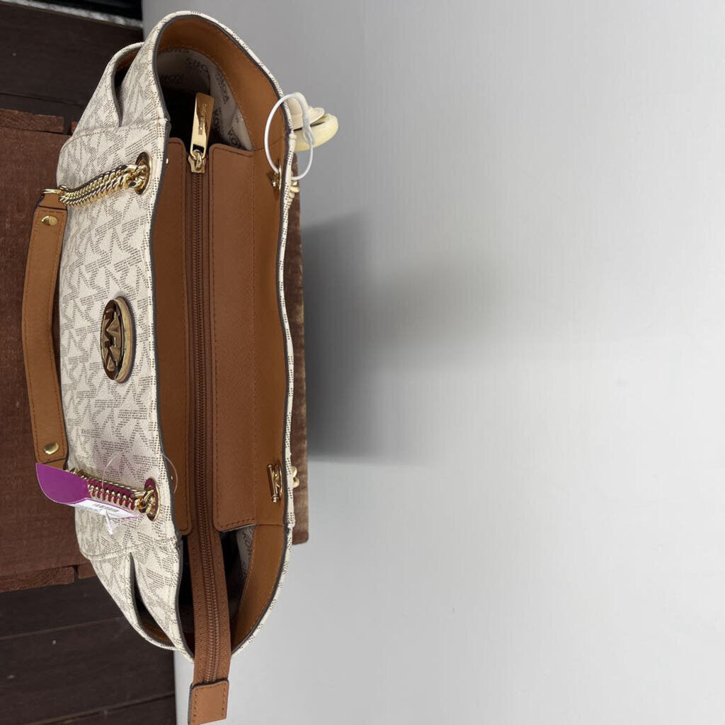 Michael Kors Jet Set Shoulder Bag