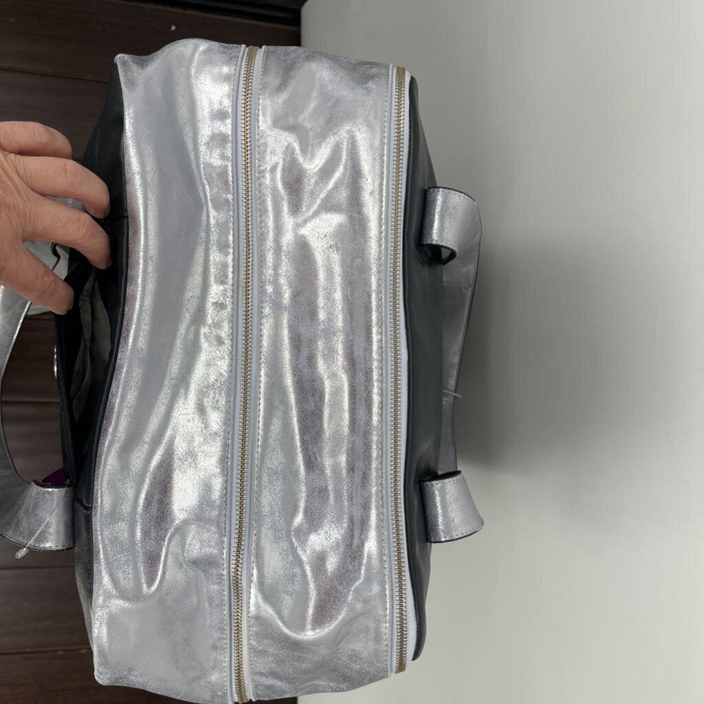 Lululemon Sanctuary Bag