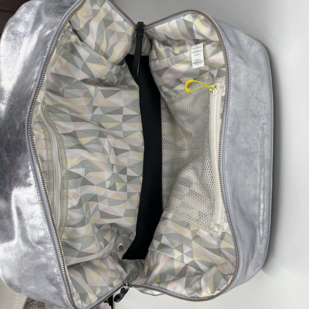 Lululemon Sanctuary Bag