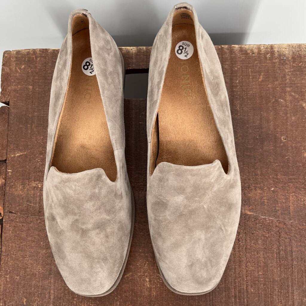 Vionic Flats