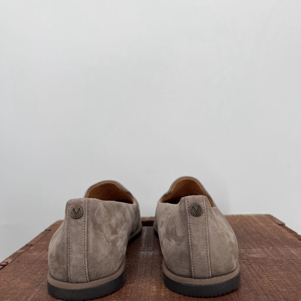 Vionic Flats