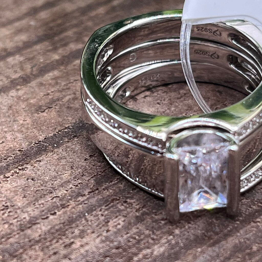 Jeulia Sterling CZ Ring Set