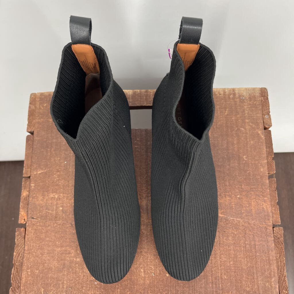 Kurt Geiger Knit Booties
