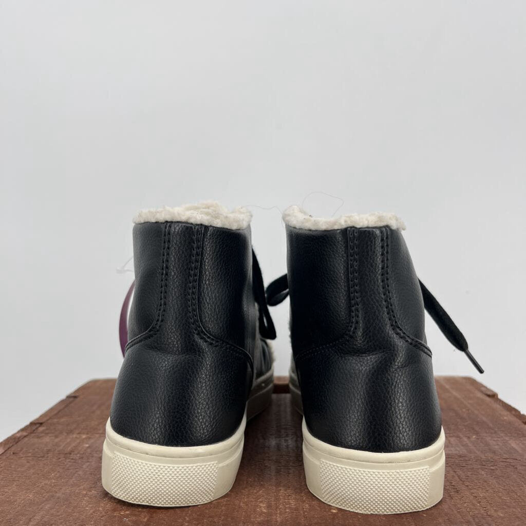 Nine West Lace-up Bootie