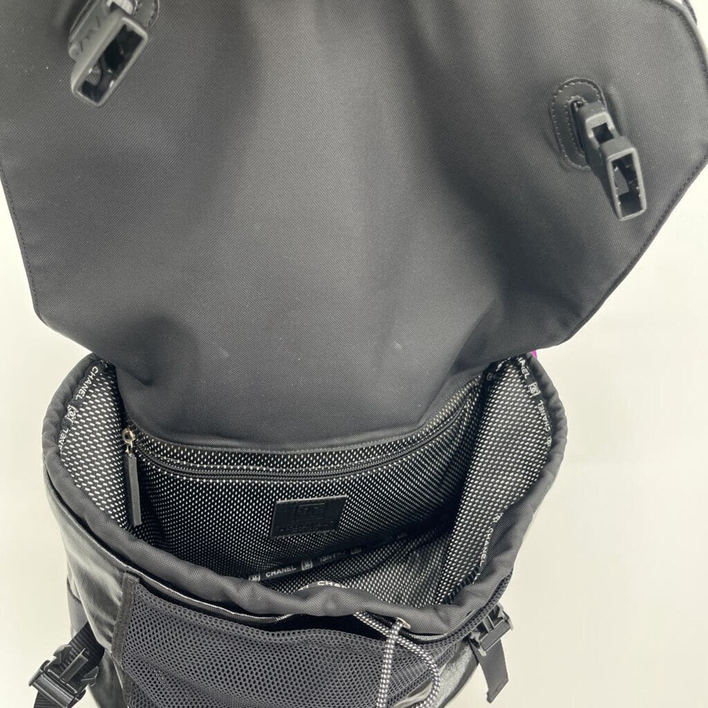 Chanel Messenger Bag