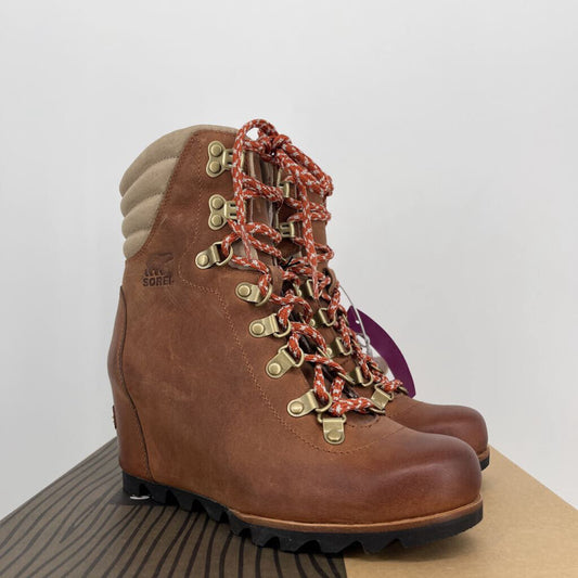 Sorel Conquest Wedge Boot