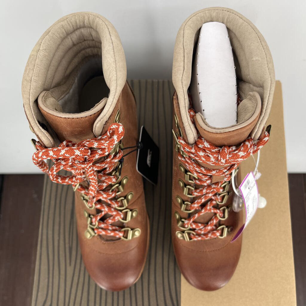 Sorel Conquest Wedge Boot