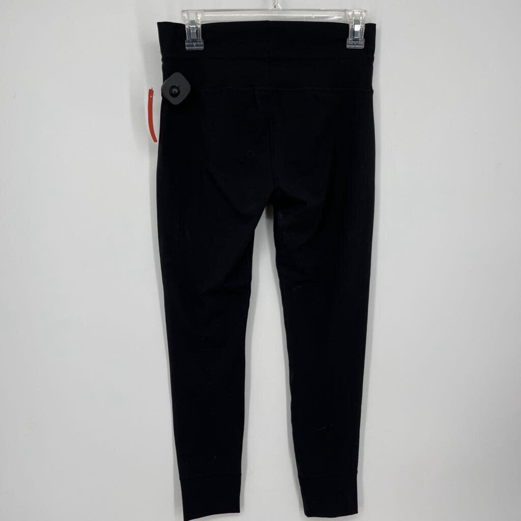 Vuori Fitted Joggers