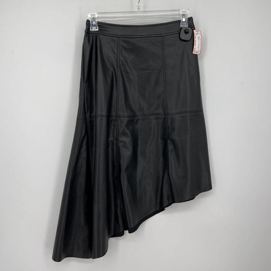 En Saison Faux Leather Skirt