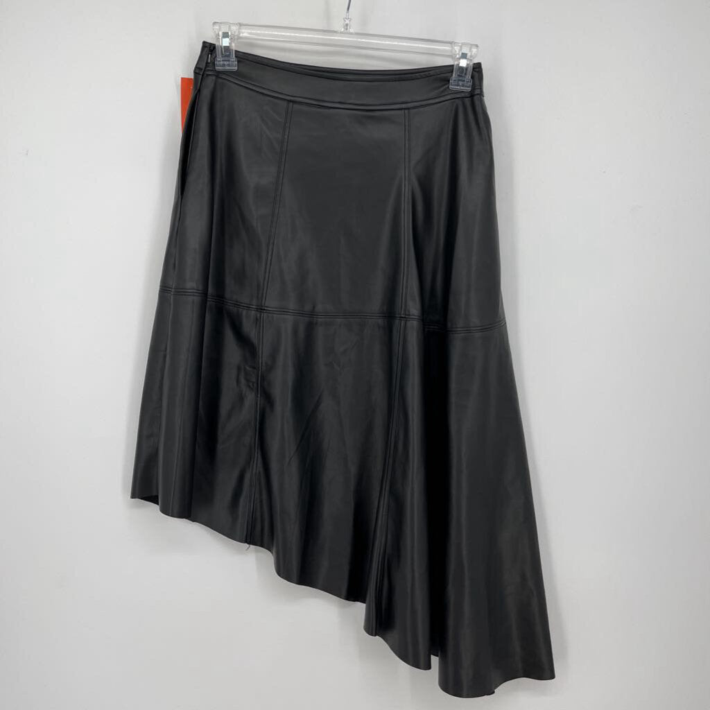 En Saison Faux Leather Skirt