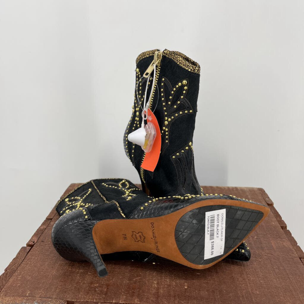 Donald J Pliner Booties