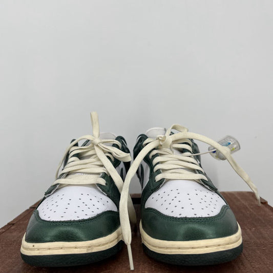 Nike Dunk Low Sneakers