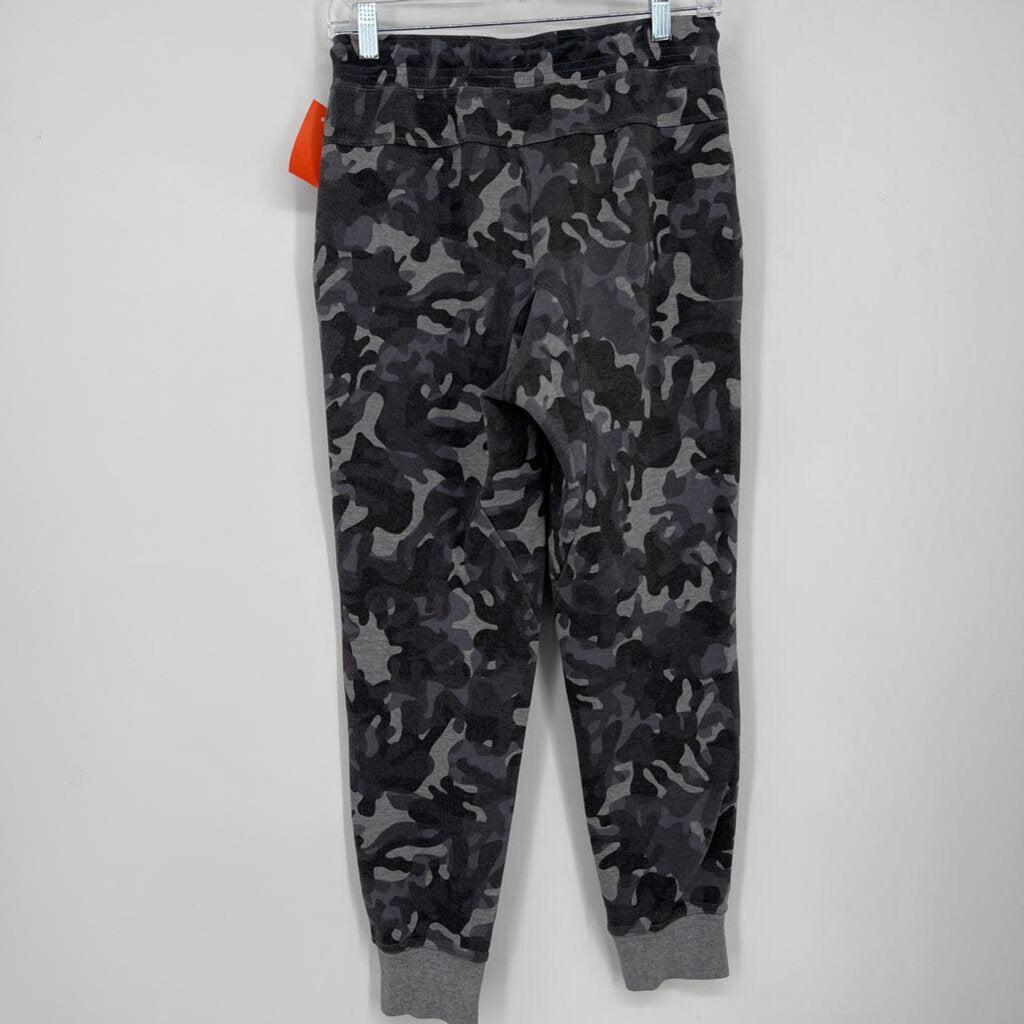 Nike Camo Sweatpants