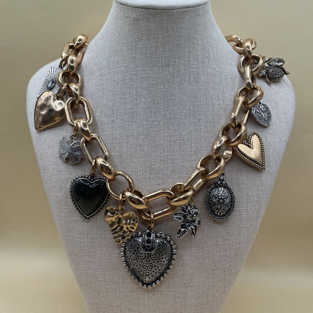 Zara Chunky Chain Charm Necklace