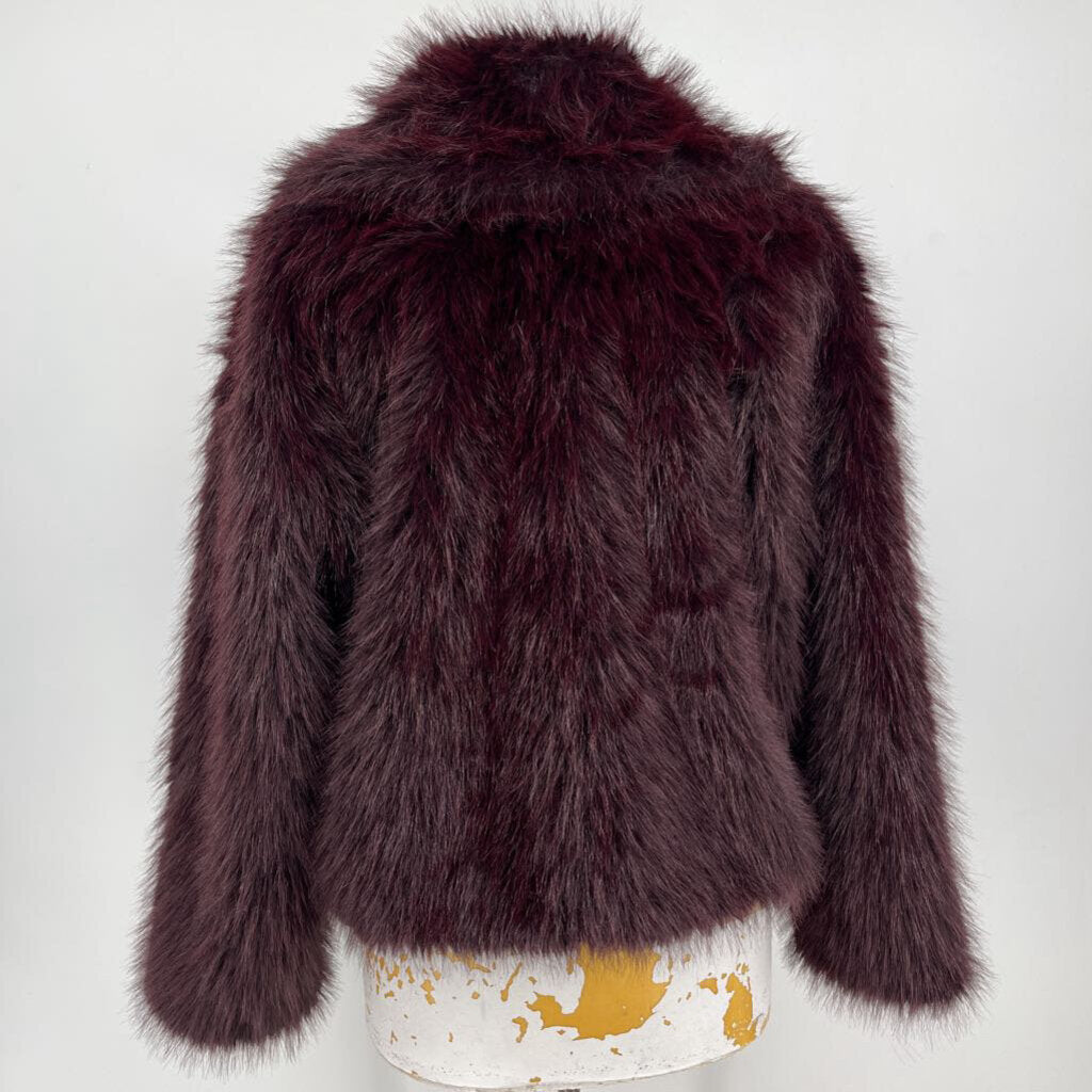 Simply Vera faux fur Coat