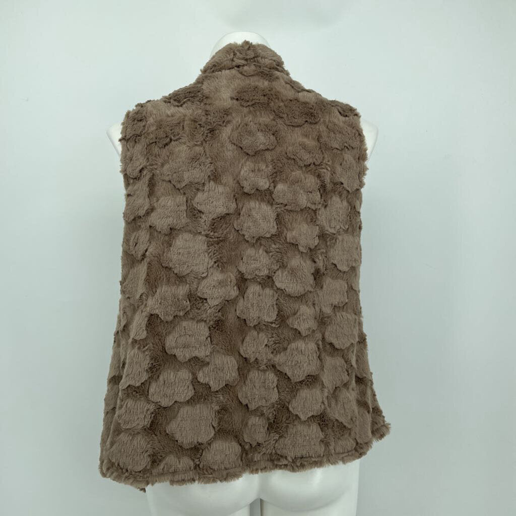 Elevenses Faux Fur Vest